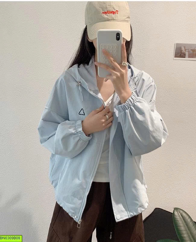 ÁO KHOÁC GIÓ LIÊN MŨ NỮ