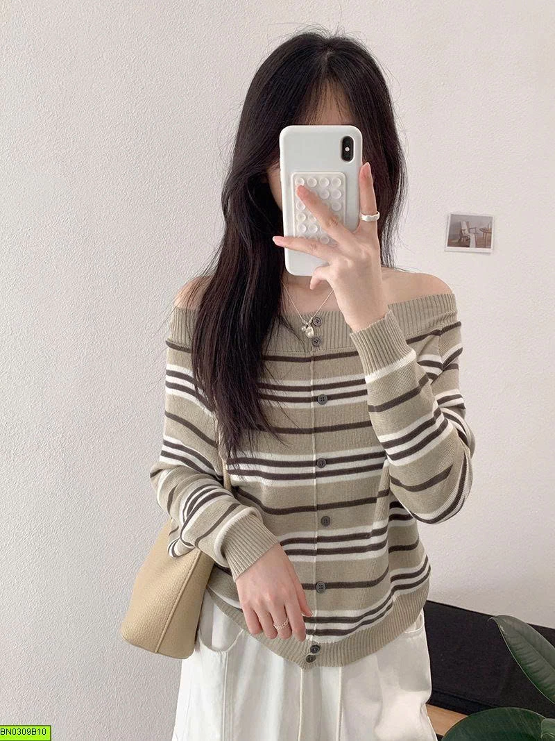 ÁO LEN NỮ KẺ NGANG CỔ RỘNG
