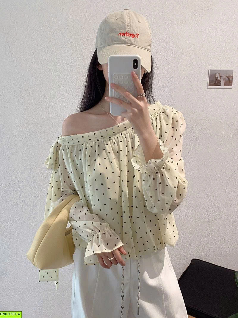 ÁO CHẤM BI HỞ VAI