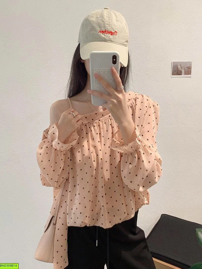 ÁO CHẤM BI HỞ VAI