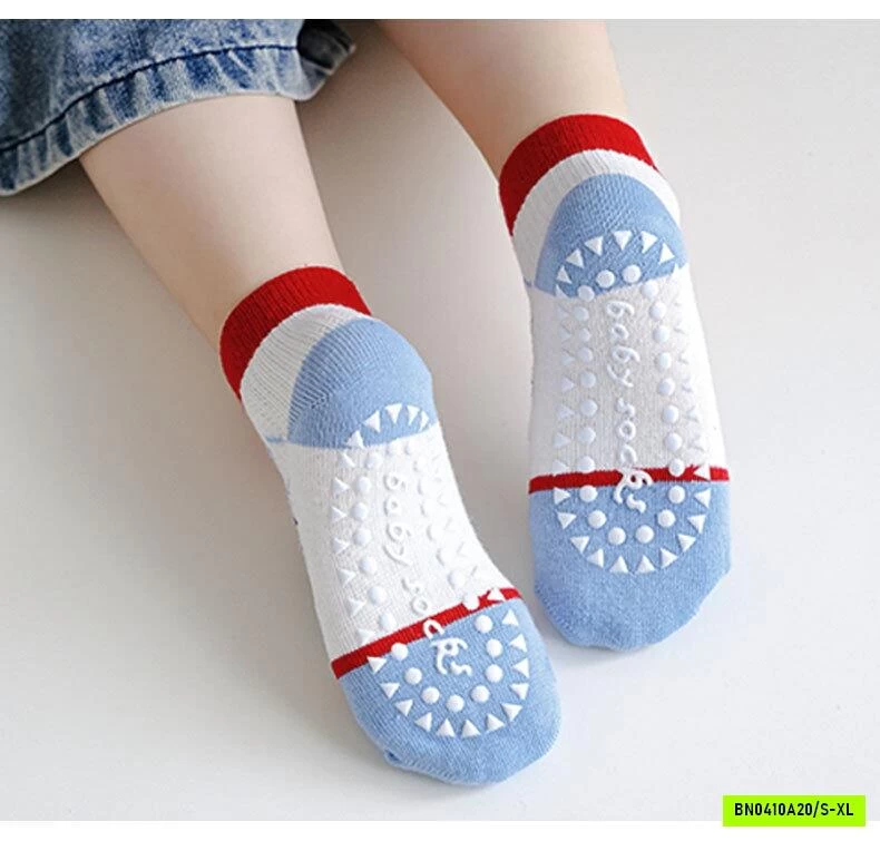TẤT CHỐNG TRƯỢT SPIDERMAN CỔ THẤP