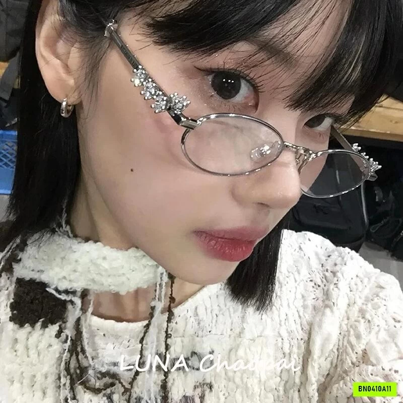 KÍNH GỌNG KIM LOẠI GẮN ĐÁ