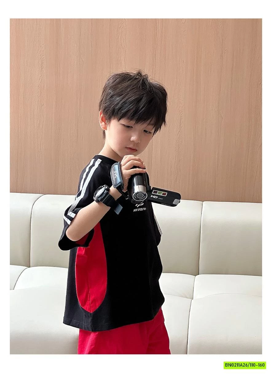 ÁO THUN ĐEN SỌC VAI