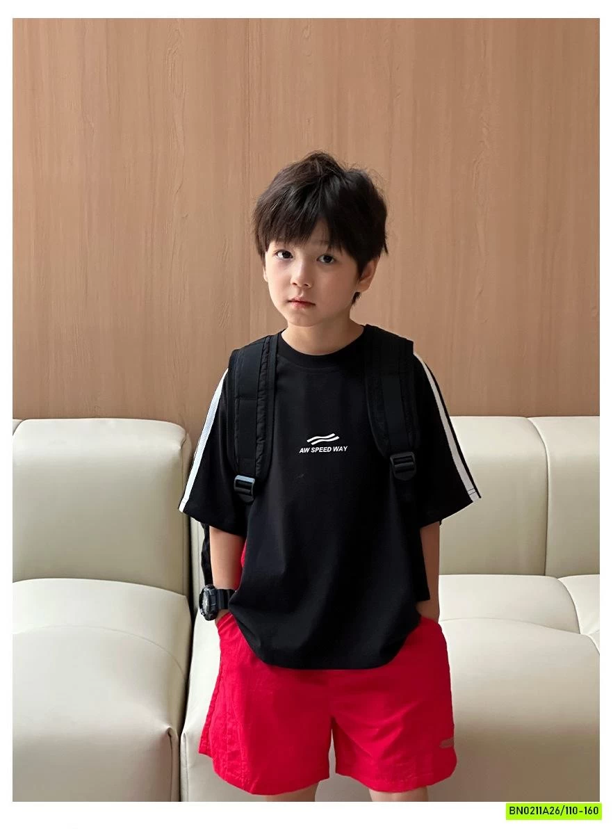 ÁO THUN ĐEN SỌC VAI