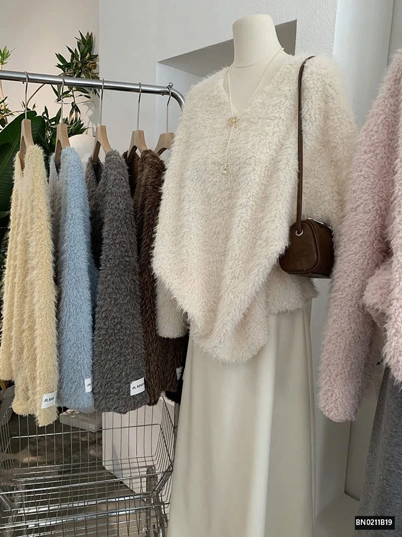 ÁO LEN KIỂU LÔNG XÙ CHO NỮ