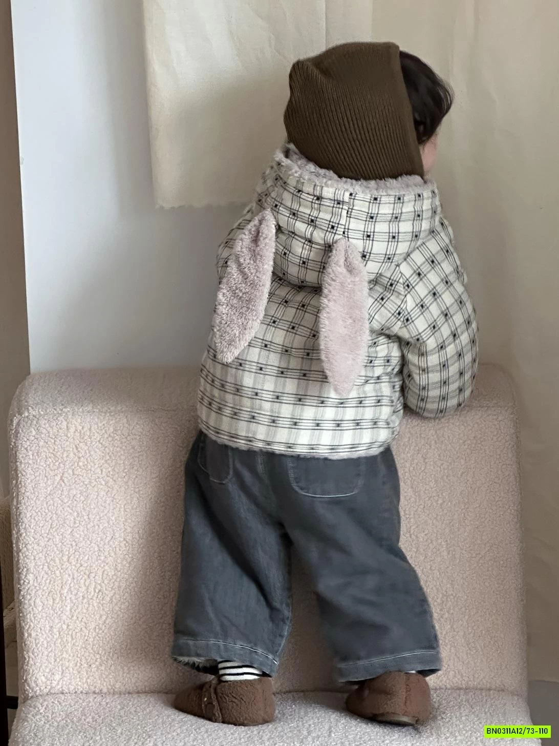 KHOÁC CARO MŨ TAI THỎ