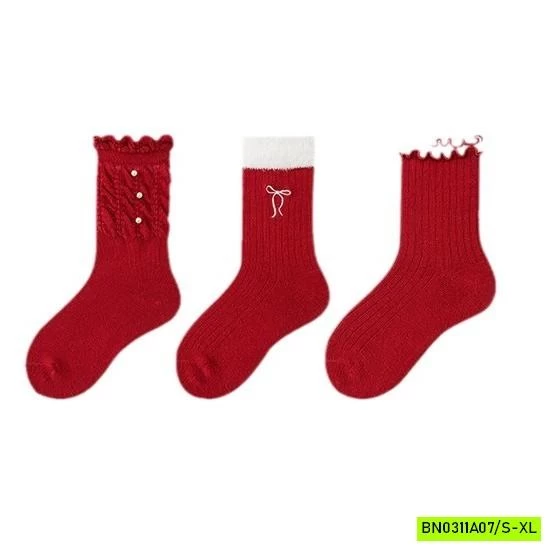 SÉT 3Đ TẤT ĐỎ CAO CỔ GIÁNG SINH