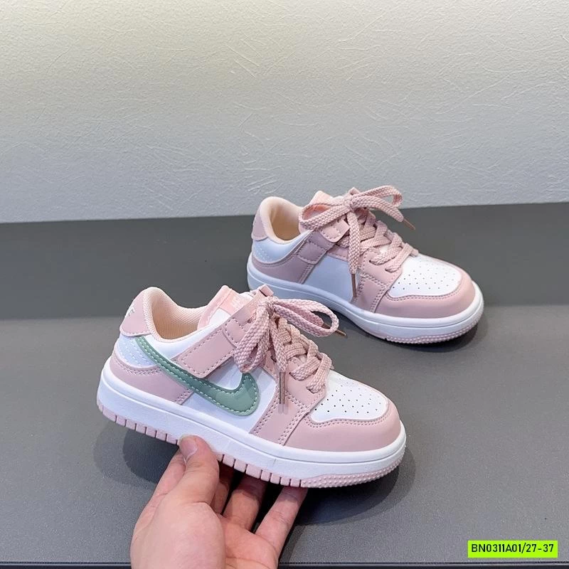 GIÀY THỂ THAO NI.KE PHỐI MÀU MỚI