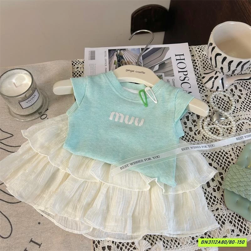 MONTOGHI MIU XANH MIX CV TRẮNG