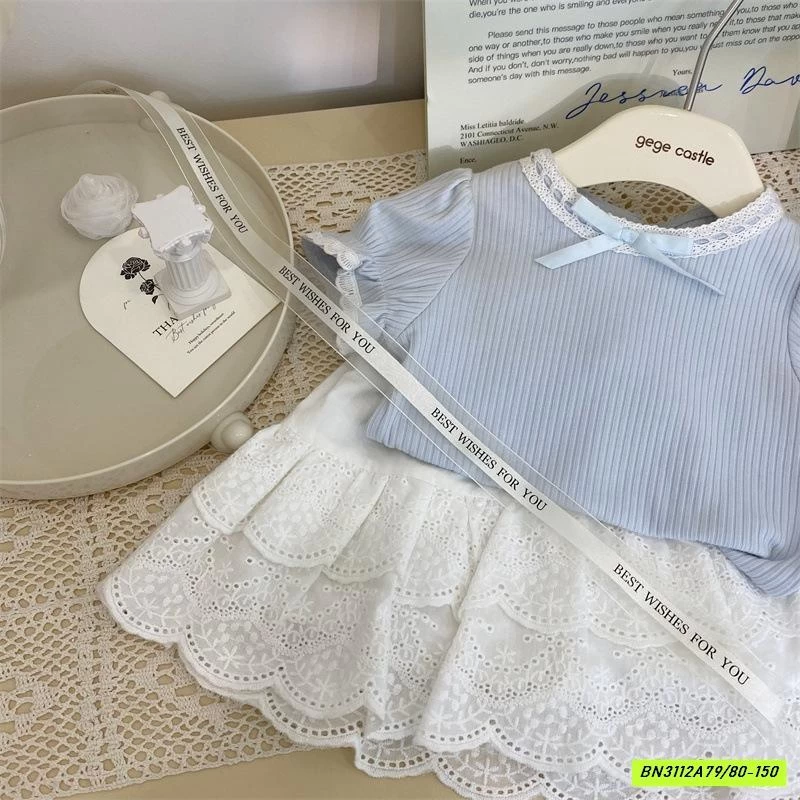 MONTOGHI XANH MIX CV TRẮNG