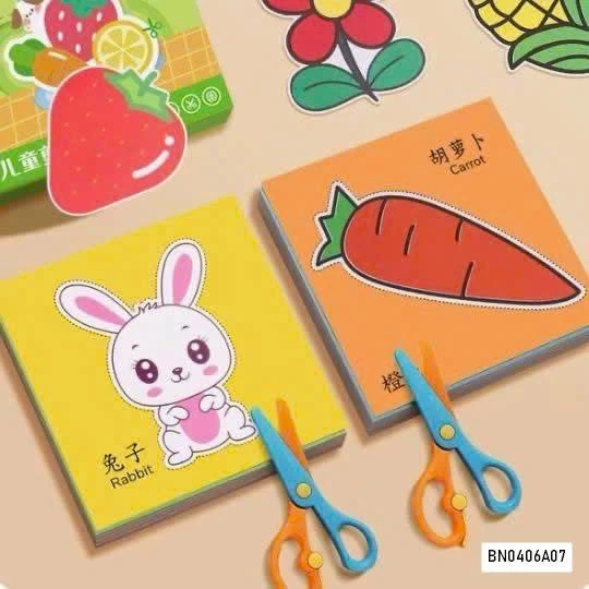 COMBO 4 CUỐN CẮT DÁN CHO BÉ