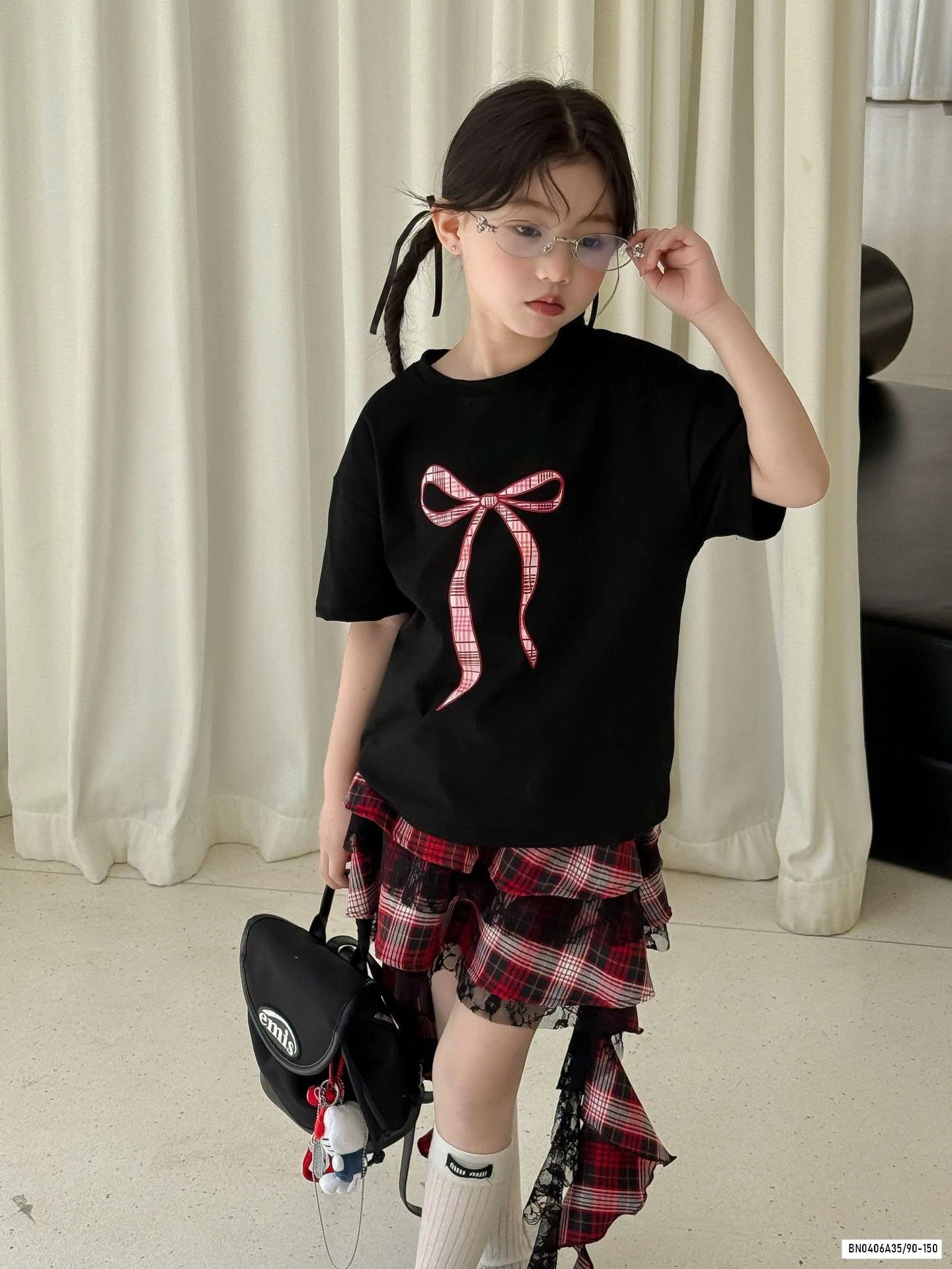 ÁO ĐEN NƠ MIX CV CARO