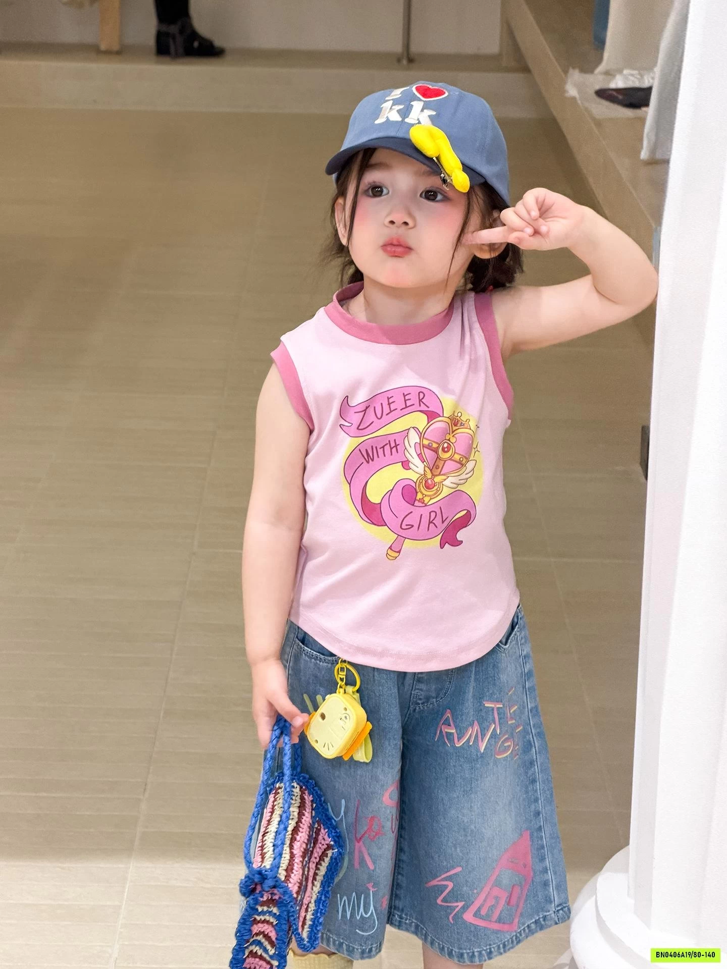 ÁO SÁT NÁCH HỒNG MIX JEANS LỠ