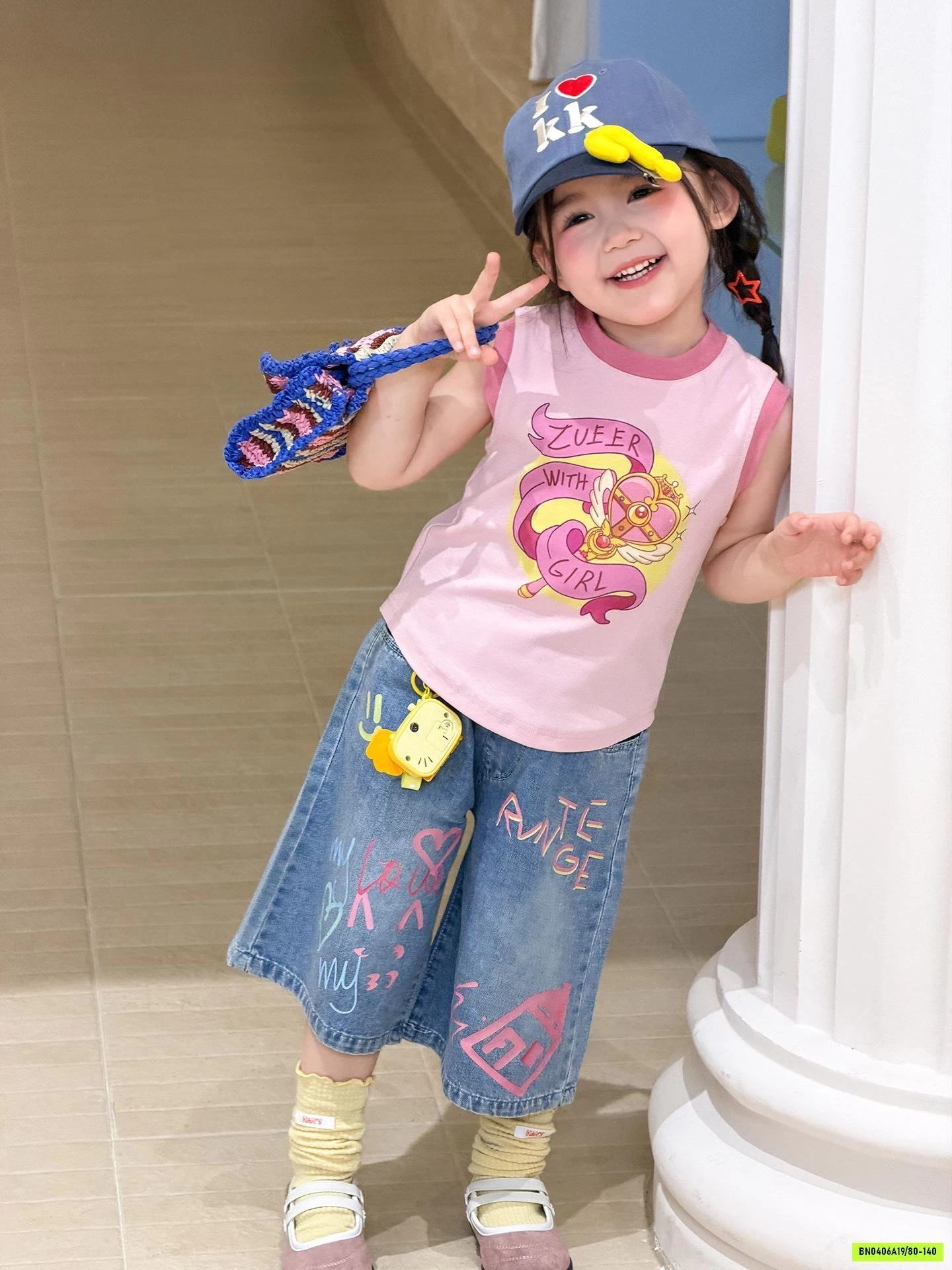 ÁO SÁT NÁCH HỒNG MIX JEANS LỠ