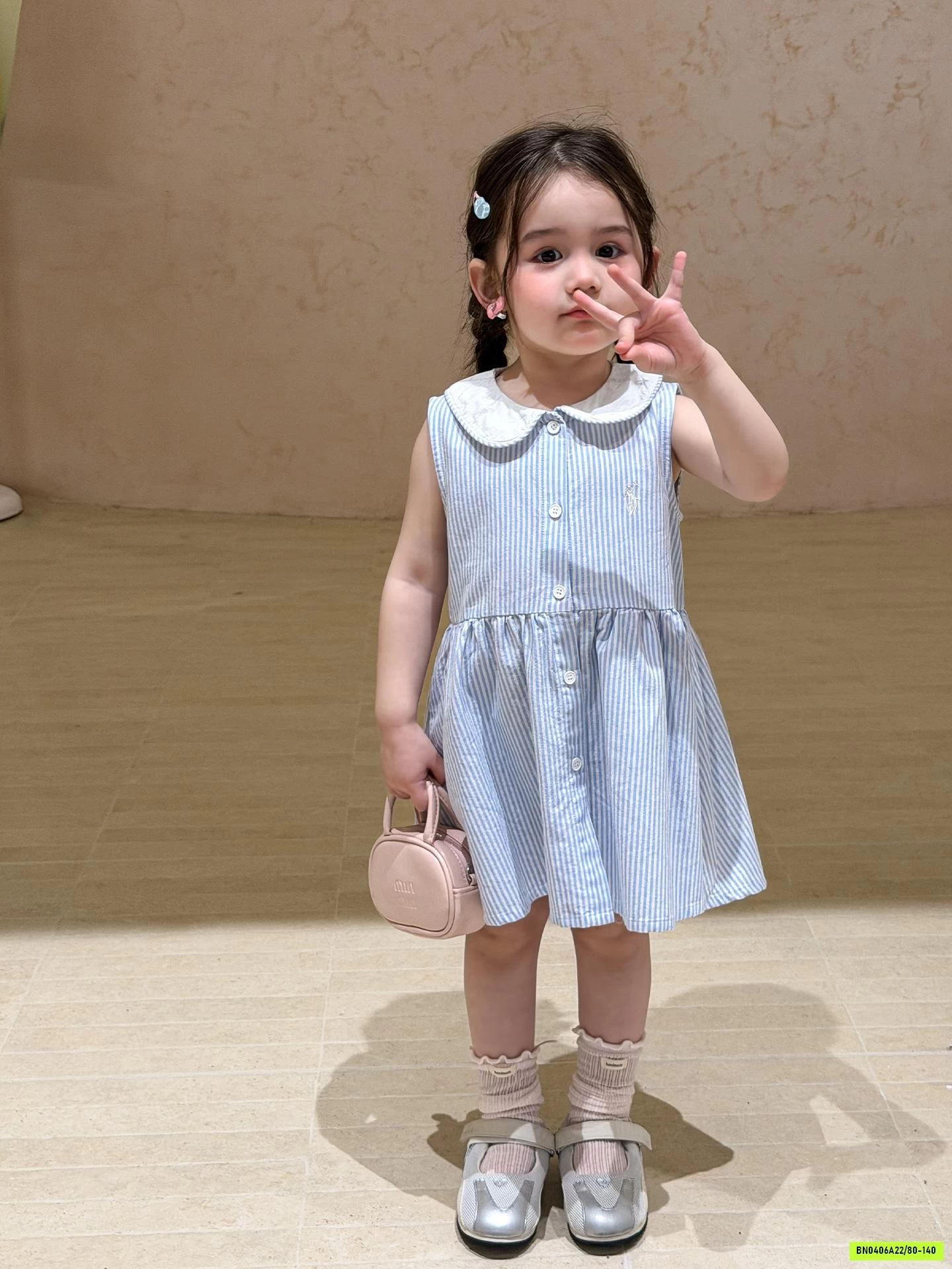 ĐẦM XANH CỔ SEN XINH XẮN