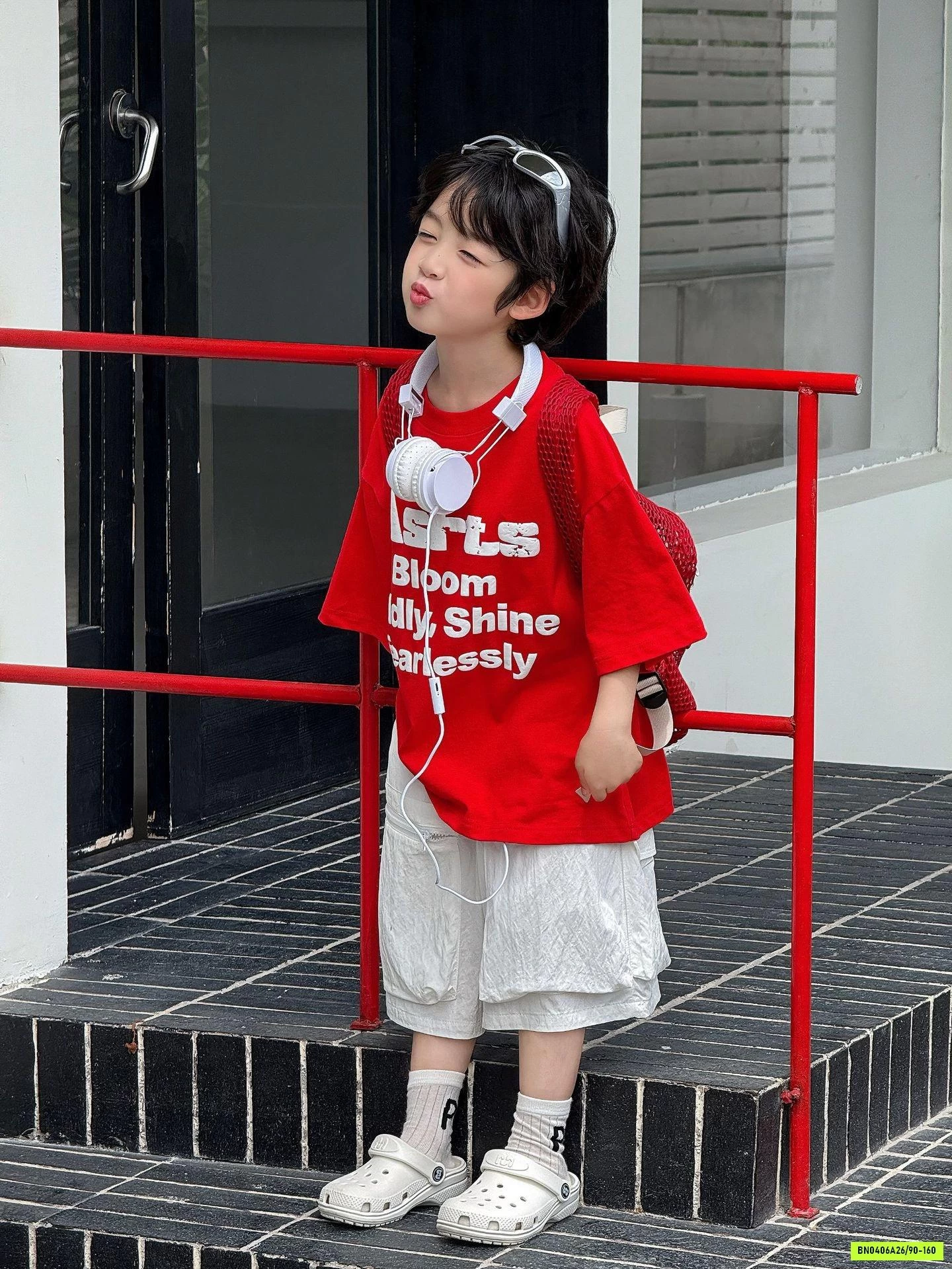 ÁO ĐỎ IN CHỮ TRẮNG NỔI FANSHU