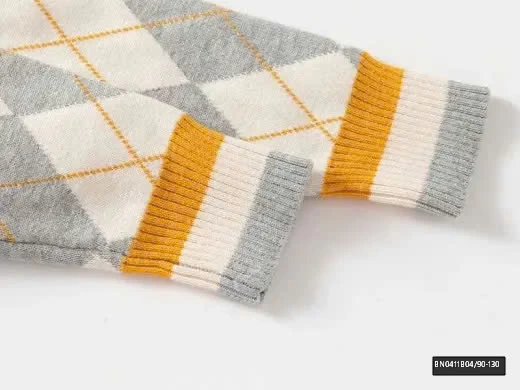 Áo len họa tiết WAPYPY