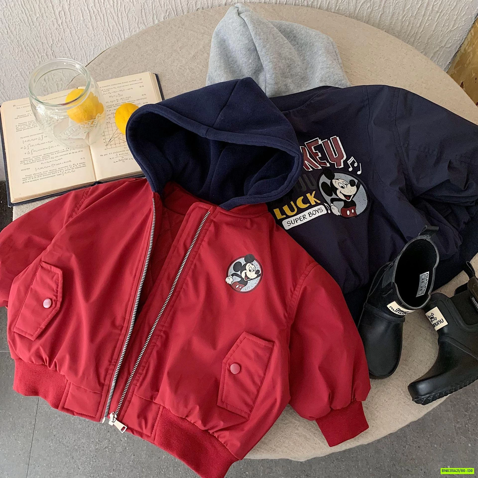 KHOÁC TRẦN TRÁM MICKEY LIỀN MŨ