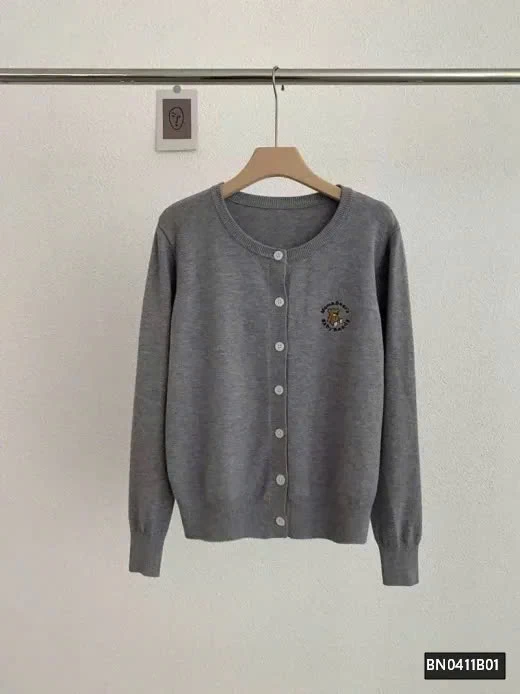 ÁO LEN MỎNG LOGO THÊU GẤU