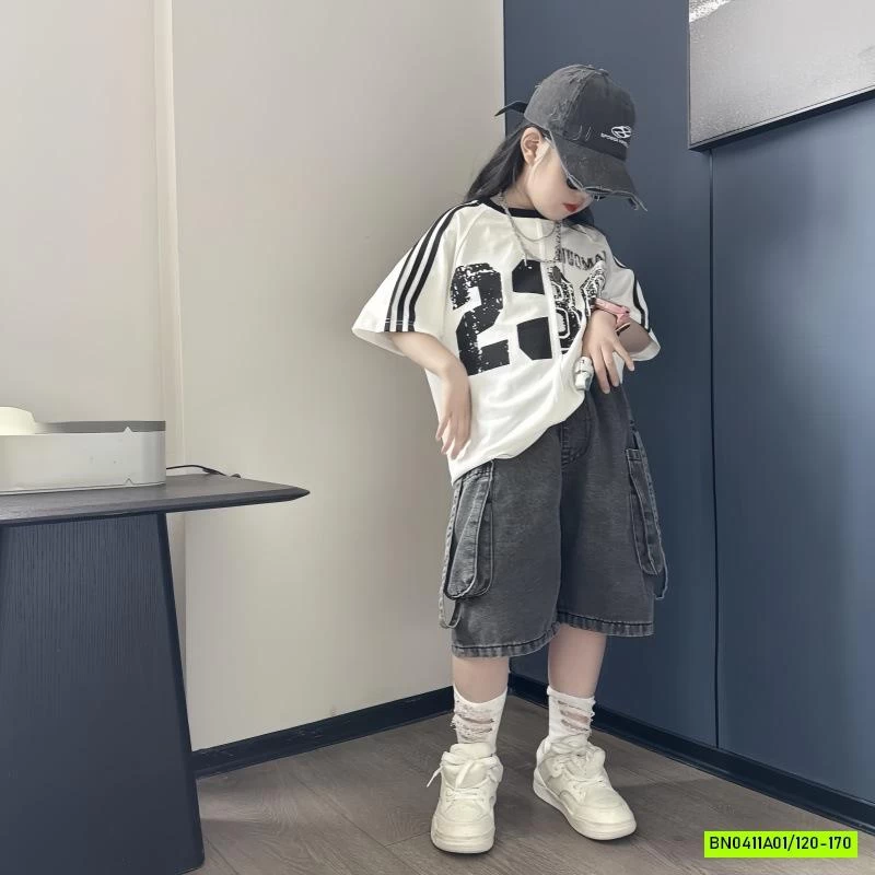 Áo sọc vai mix short jeans đen